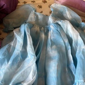 Selkie Heads In the Clouds French Puff